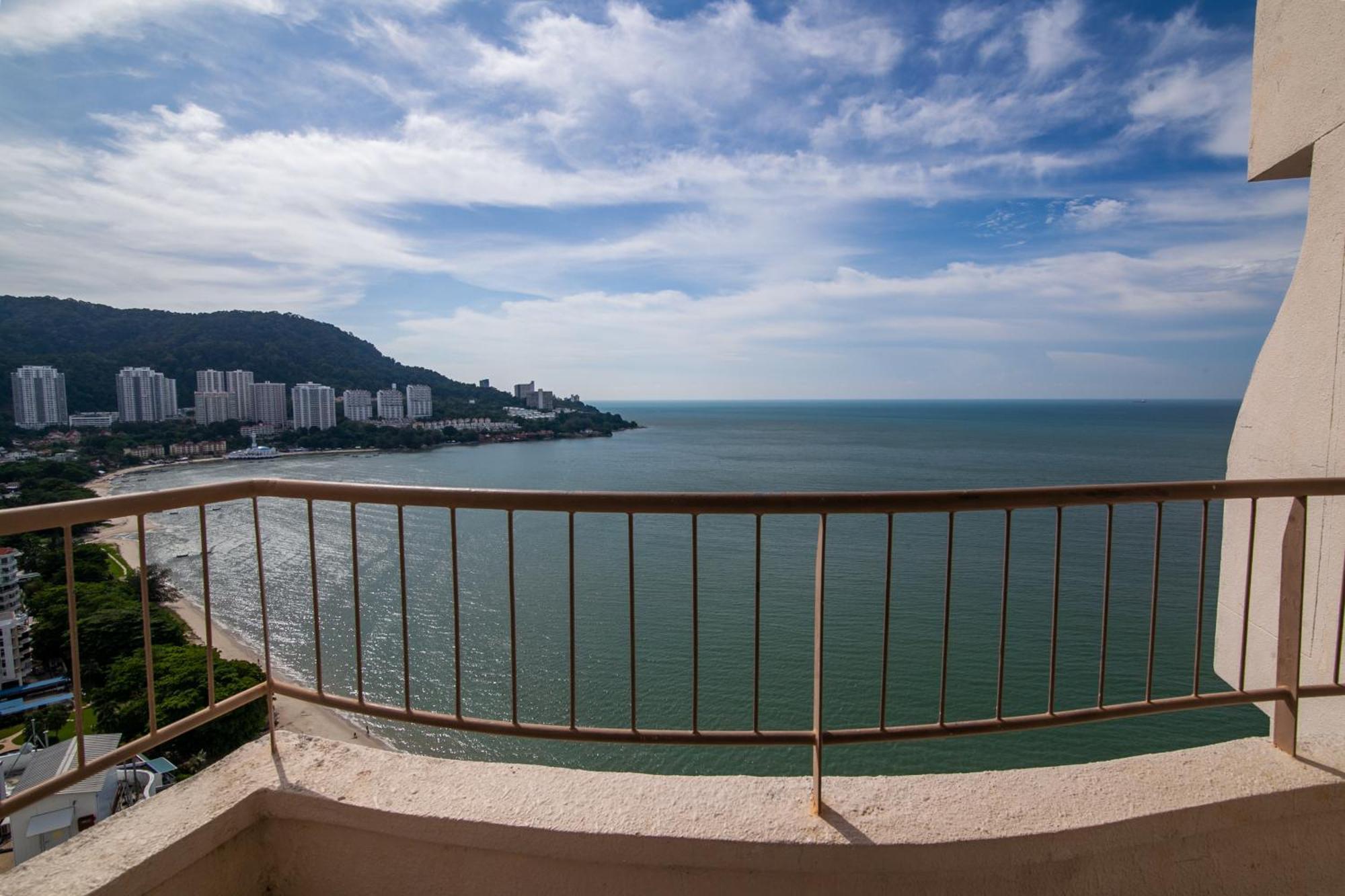 Rainbow Paradise At Tanjung Bungah Tanjung Bungah (Penang) Exterior foto