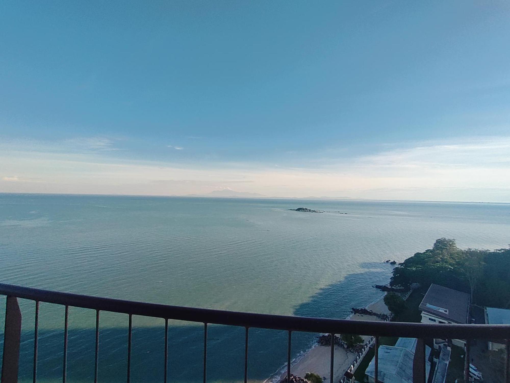 Rainbow Paradise At Tanjung Bungah Tanjung Bungah (Penang) Exterior foto