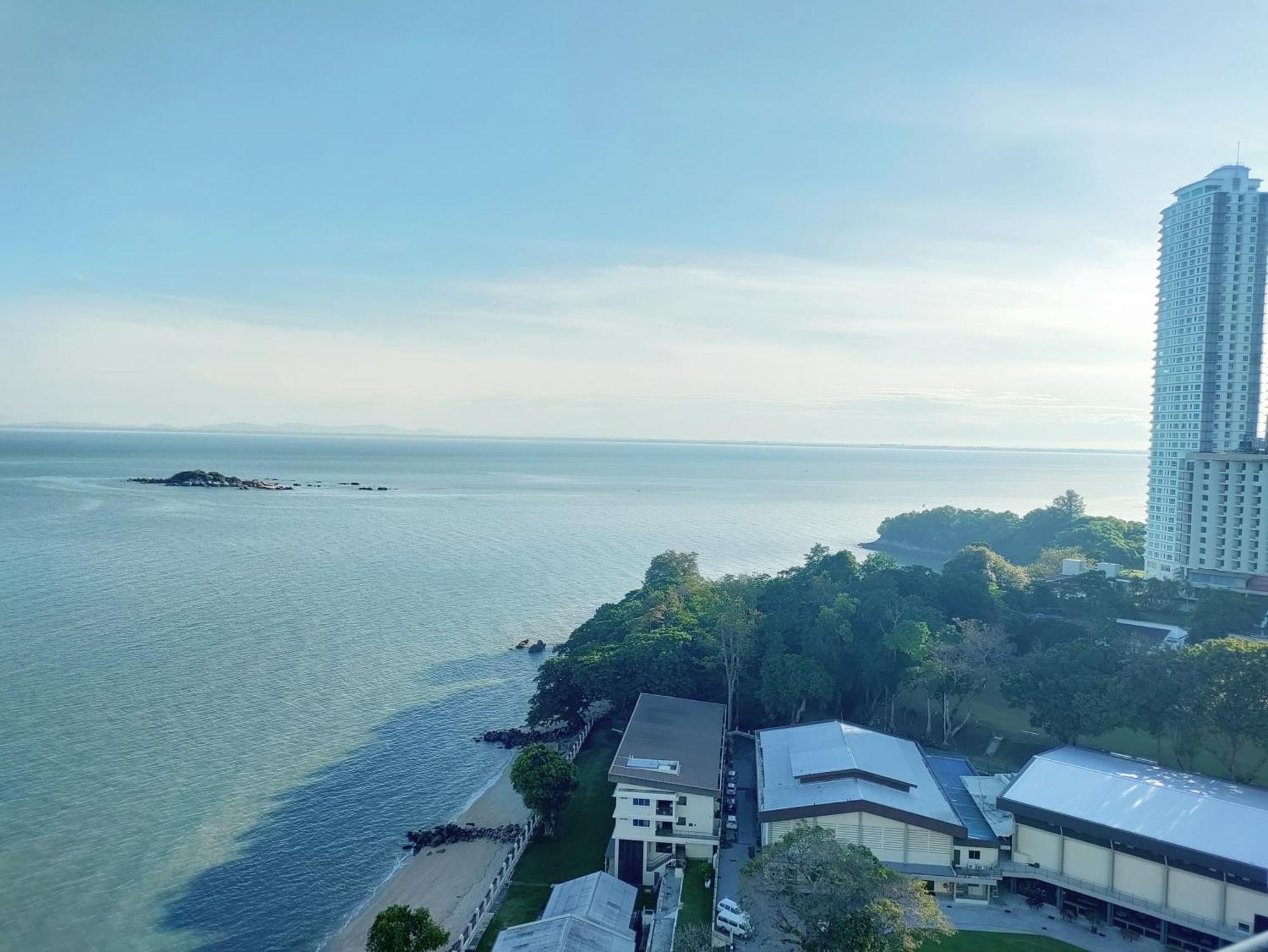 Rainbow Paradise At Tanjung Bungah Tanjung Bungah (Penang) Exterior foto